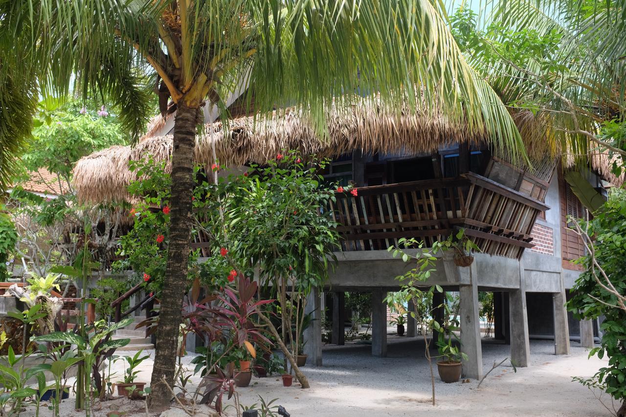 Villa Panji Panji Tropical Wooden Pantai Cenang (Langkawi)